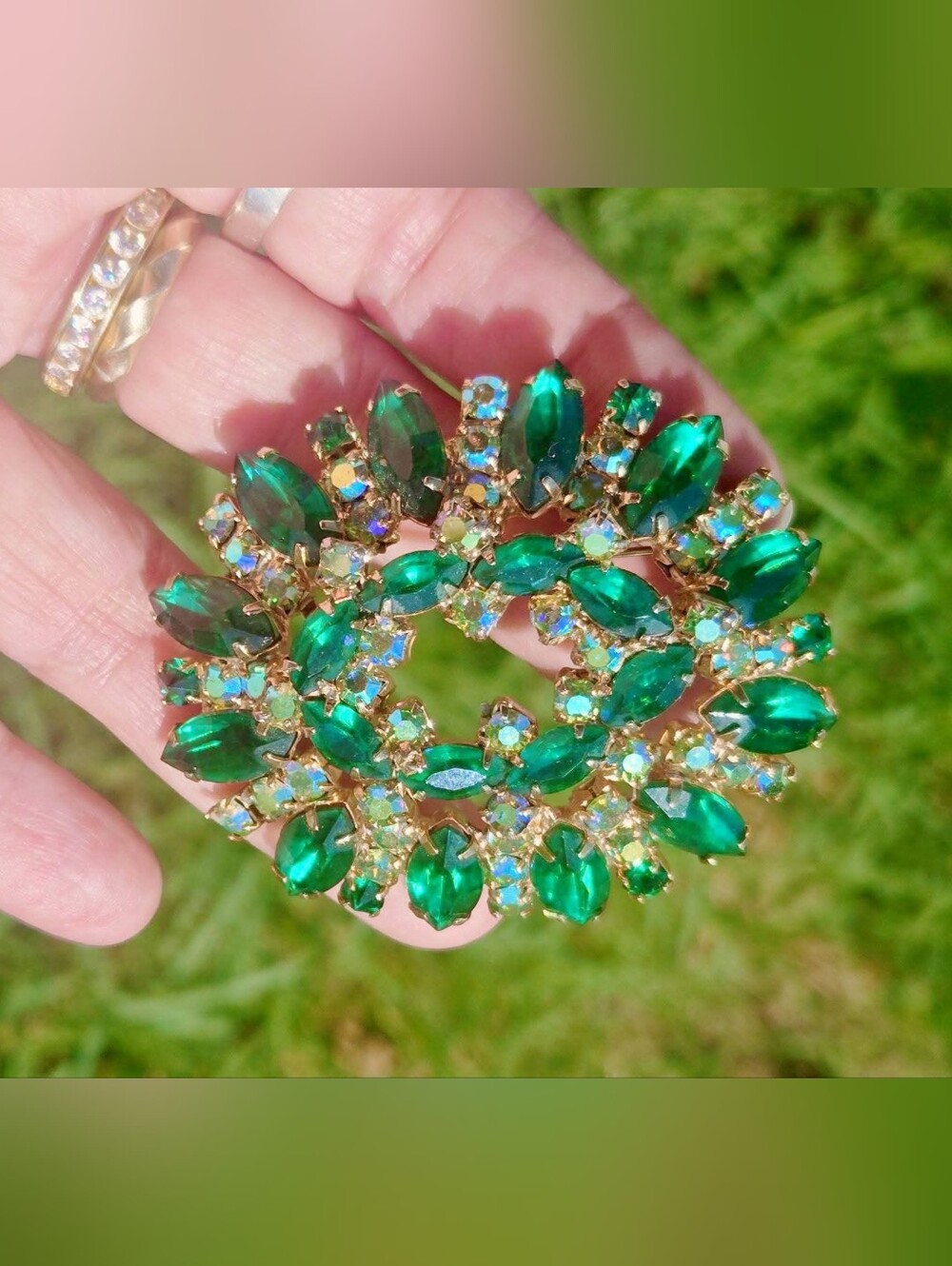 Mid-Century Emerald Green and Aurora Borealis Rhinestone Domed Brooch